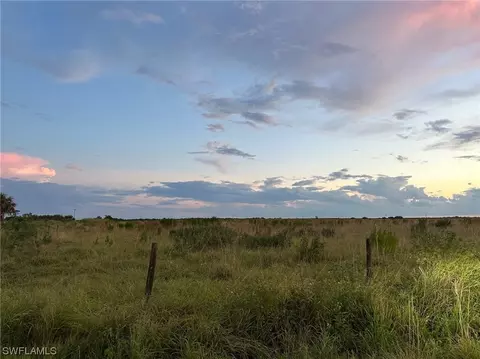 6655 3rd Rd, Labelle, FL 33935