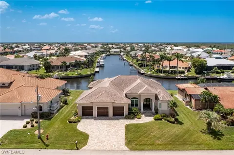 1356 San Mateo Dr, Punta Gorda, FL 33950