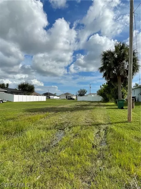 2018 NW 9th Ter, Cape Coral, FL 33993