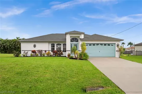 1812 SW 12th Ln, Cape Coral, FL 33991