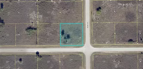 3907 E 15th St, Lehigh Acres, FL 33972