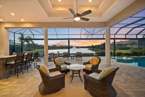 6622 Costa Cir, Naples, FL 34113