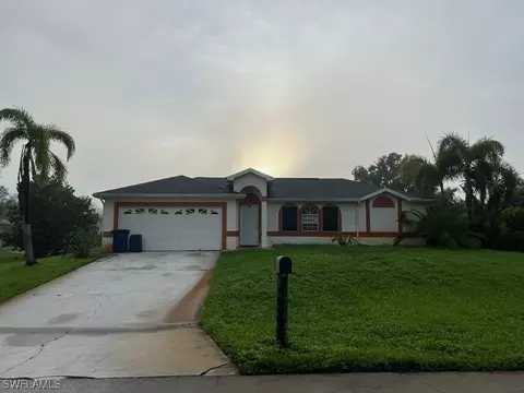1010 Edward Ave, Lehigh Acres, FL 33936