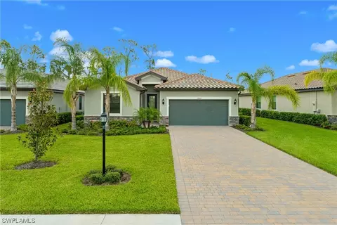 19660 Beechcrest Pl, Estero, FL 33928