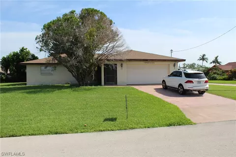 1911 SE 2nd Ter, Cape Coral, FL 33990