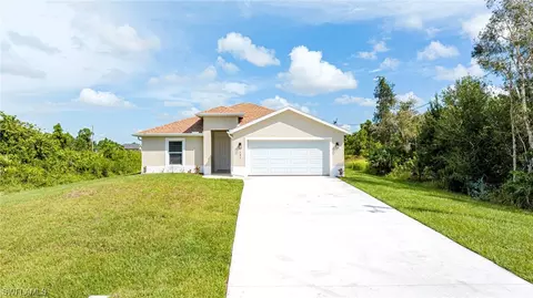 121 Paxton St, Lehigh Acres, FL 33974