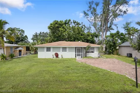 1367 Sirocco St, Fort Myers, FL 33919