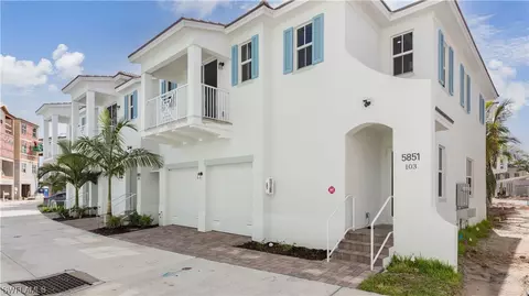 5851 Shell Cove Dr #101, Cape Coral, FL 33914