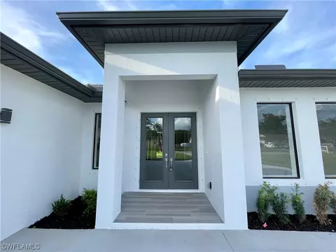 4901 21st Pl SW, Naples, FL 34116 photo 2