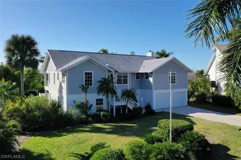 1426 Sanderling Cir, Sanibel, FL 33957