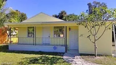 1847 Henderson Ave, Fort Myers, FL 33916