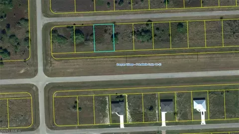 105 Carousel Ave, Labelle, FL 33935