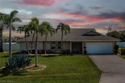 1901 SE 8th Ave, Cape Coral, FL 33990