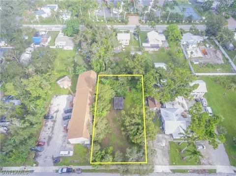 Seminole Ave, Fort Myers, FL 33916