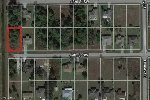 2718 44th St SW, Lehigh Acres, FL 33976