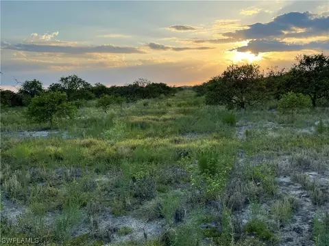 6655 7th Rd, Labelle, FL 33935