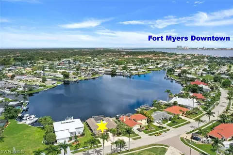 1840 Lakeview Blvd, North Fort Myers, FL 33903