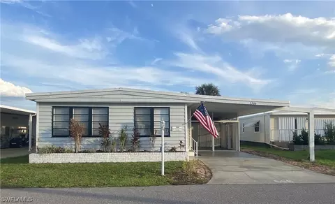 5506 Sir Walter Way, North Fort Myers, FL 33917