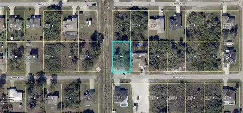 3812 28th St SW, Lehigh Acres, FL 33976