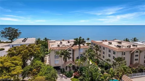 3135 W Gulf Dr #206, Sanibel, FL 33957