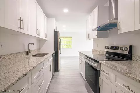 1165 Palm Ave #3D, North Fort Myers, FL 33903