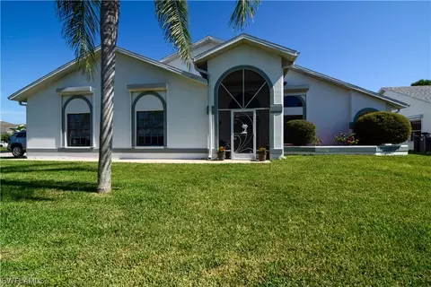 17500 Fan Palm Ct, North Fort Myers, FL 33917