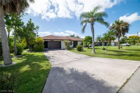 1910 SE 8th St, Cape Coral, FL 33990