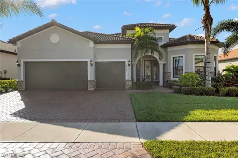 12287 Sussex St, Fort Myers, FL 33913
