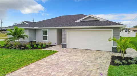 605 NW Juanita Ct, Cape Coral, FL 33993