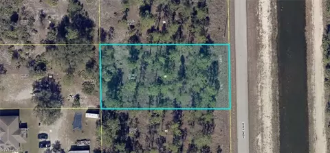 705 Hines Ave, Lehigh Acres, FL 33972