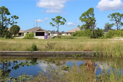 1019 NW 23rd Ave, Cape Coral, FL 33993