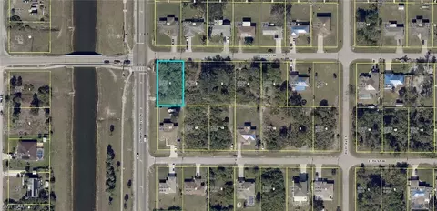 3327 12th St W, Lehigh Acres, FL 33971