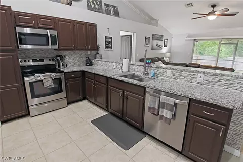 845 Grenada Ave, Lehigh Acres, FL 33974 photo 11