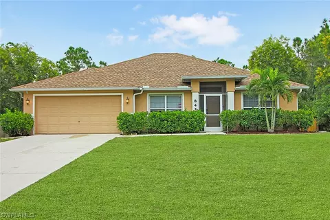 845 Grenada Ave, Lehigh Acres, FL 33974 photo 3