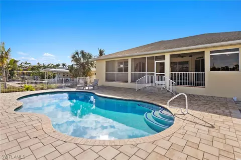 5511 Avenida Pescadora, Fort Myers Beach, FL 33931
