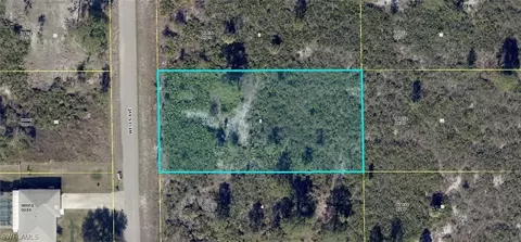 618 Wells Ave, Lehigh Acres, FL 33972