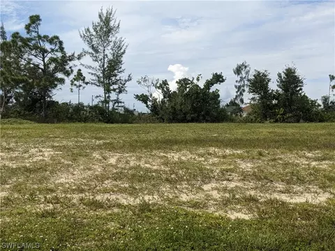 1907 NW 13 Ter, Cape Coral, FL 33993