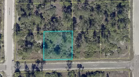 504 W 13th St, Lehigh Acres, FL 33972