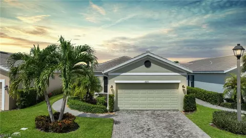 2631 Vareo Ct, Cape Coral, FL 33991