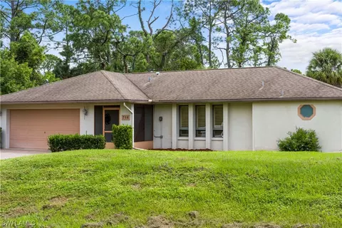 716 Mcarthur Ave, Lehigh Acres, FL 33936
