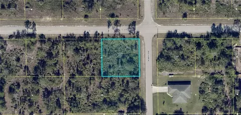 2406 E 10th St, Lehigh Acres, FL 33936