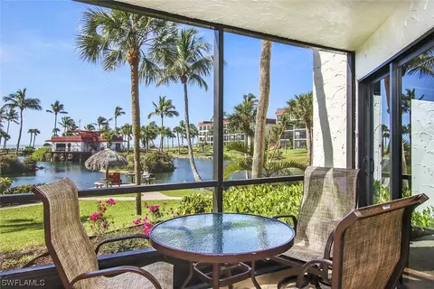 2445 W Gulf Dr #C2, Sanibel, FL 33957
