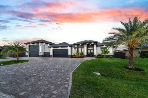 1709 SW 4th Ave, Cape Coral, FL 33991