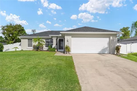 1813 NE 21st Pl, Cape Coral, FL 33909