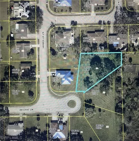 4861 Archie Ln, Fort Myers, FL 33905