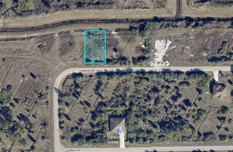 937 Commodore St, Lehigh Acres, FL 33974