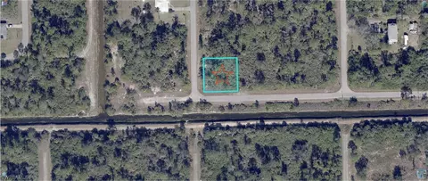 3001 E 20th St, Alva, FL 33920 photo 2