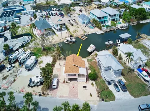 125127 Palermo Cir, Fort Myers Beach, FL 33931