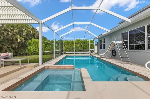 21660 Brixham Run Loop, Estero, FL 33928 photo 4