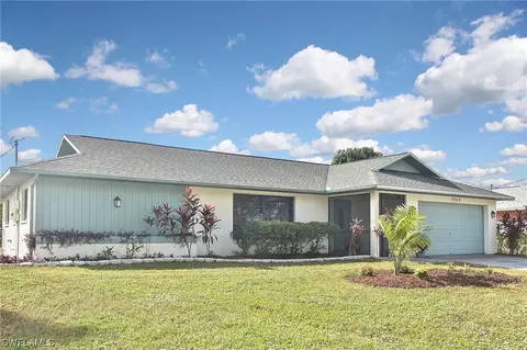 1924 Bolado Pkwy, Cape Coral, FL 33990